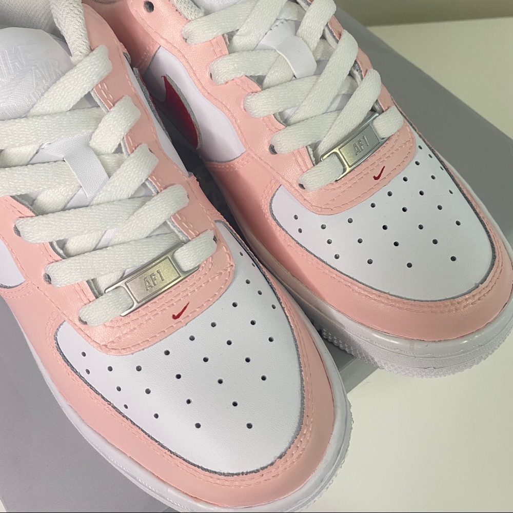 Custom Valentine’s Air Force 1 red pink - Picture 5 of 7